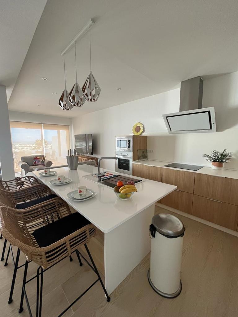 פלאיה בלנקה Villas Lanzarote Los Altos By New Lanzasuites Villa Cassidell מראה חיצוני תמונה