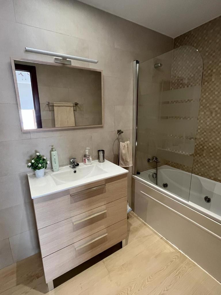 פלאיה בלנקה Villas Lanzarote Los Altos By New Lanzasuites Villa Cassidell מראה חיצוני תמונה